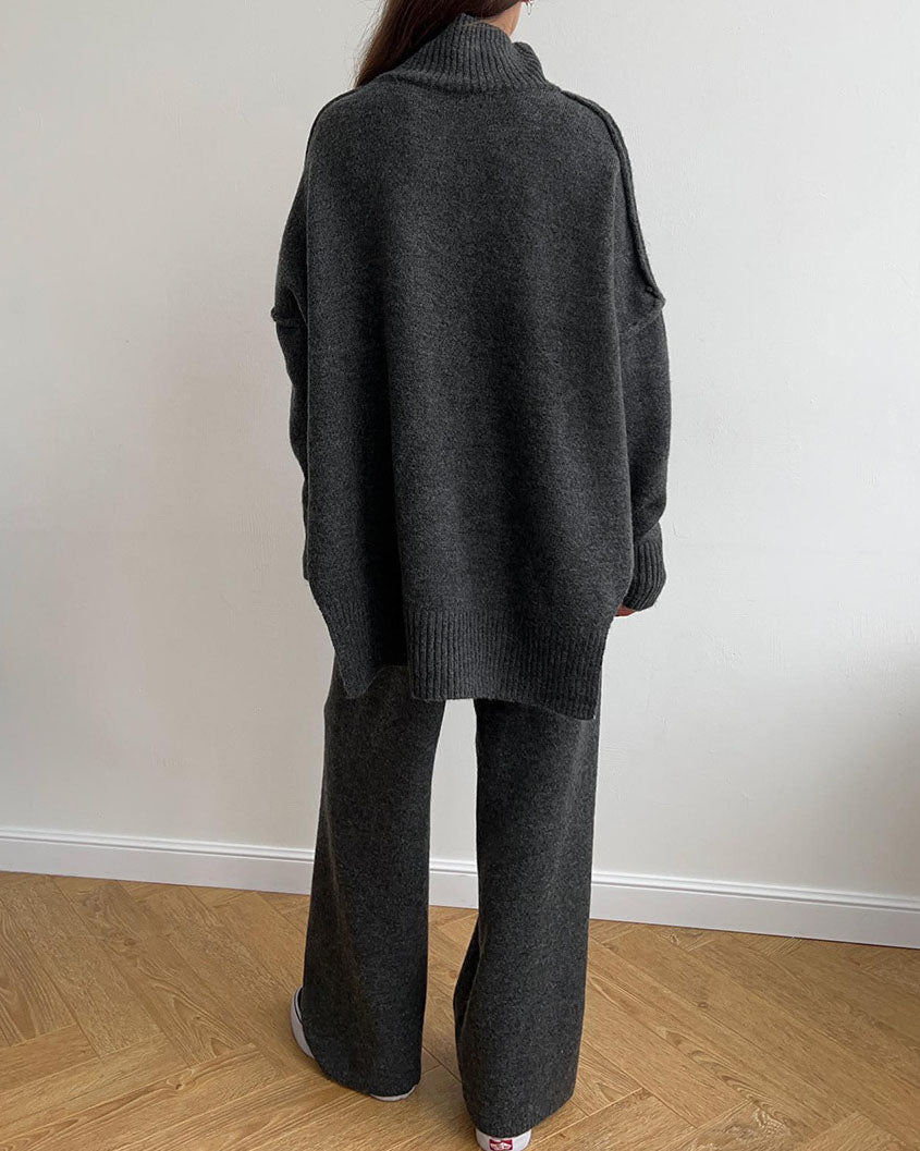 Slouchy turtleneck sweater and pants suit