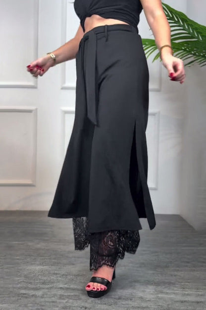 Lace-lined side slits lace-up loose-fitting trousers