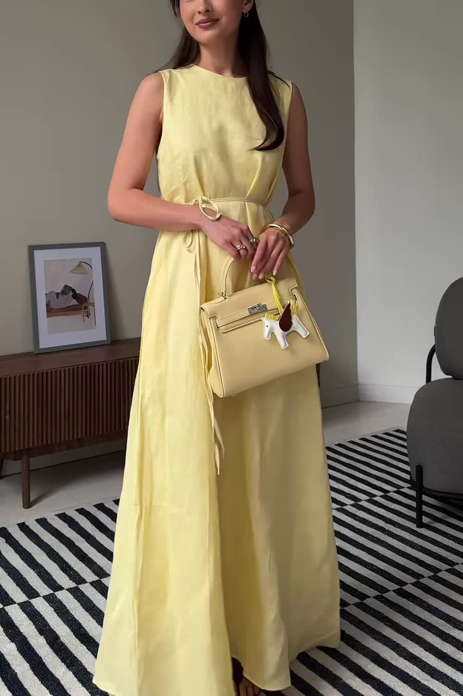 Comfortable simple sleeveless long dress