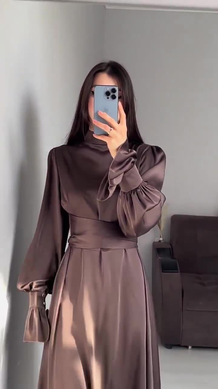 Long-sleeved puff-sleeved solid color fairy-style dress