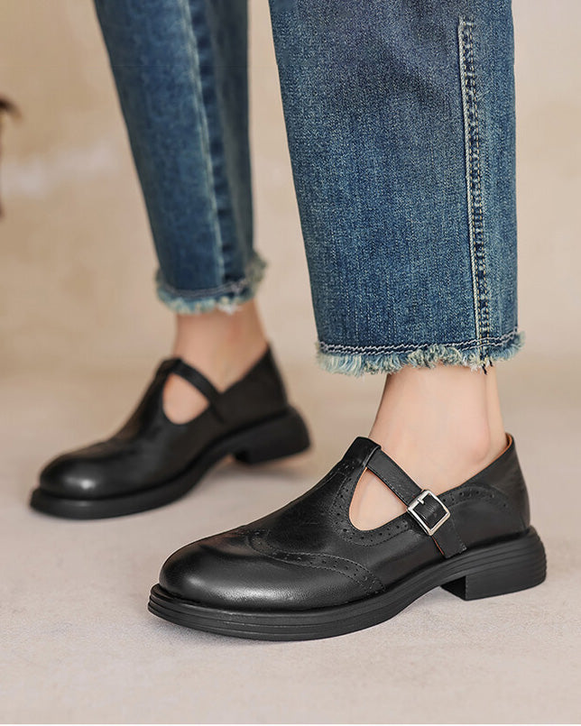 Retro preppy style chunky low-heeled brogues