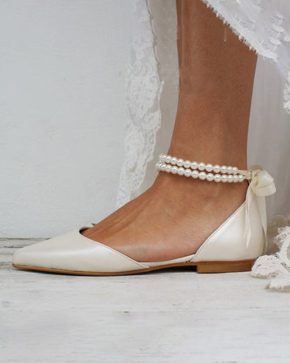 Pointed hollow pearl straps heel strap low heel sandals