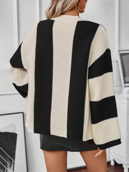 Loose vertical striped button-down knitted cardigan