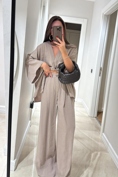 V-neck one-button loose long-sleeved top and high-waisted trousers two-piece set