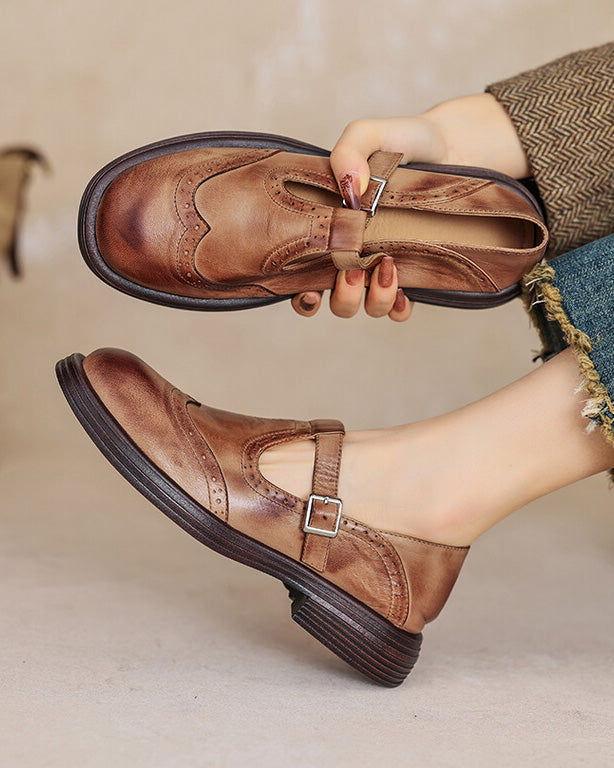 Retro preppy style chunky low-heeled brogues