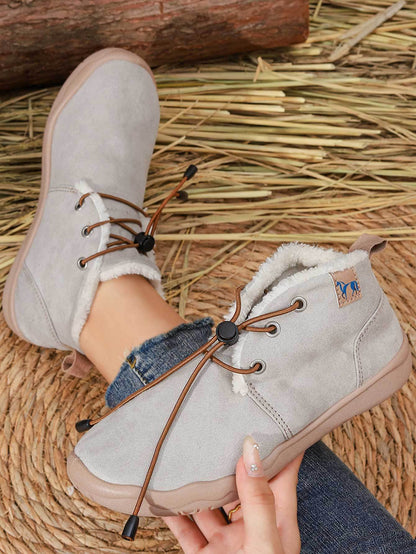 Convenient lacing system plush soft rubber sole snow boots