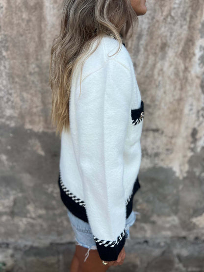 Black and white contrast long-sleeved pocket button knitted jacket