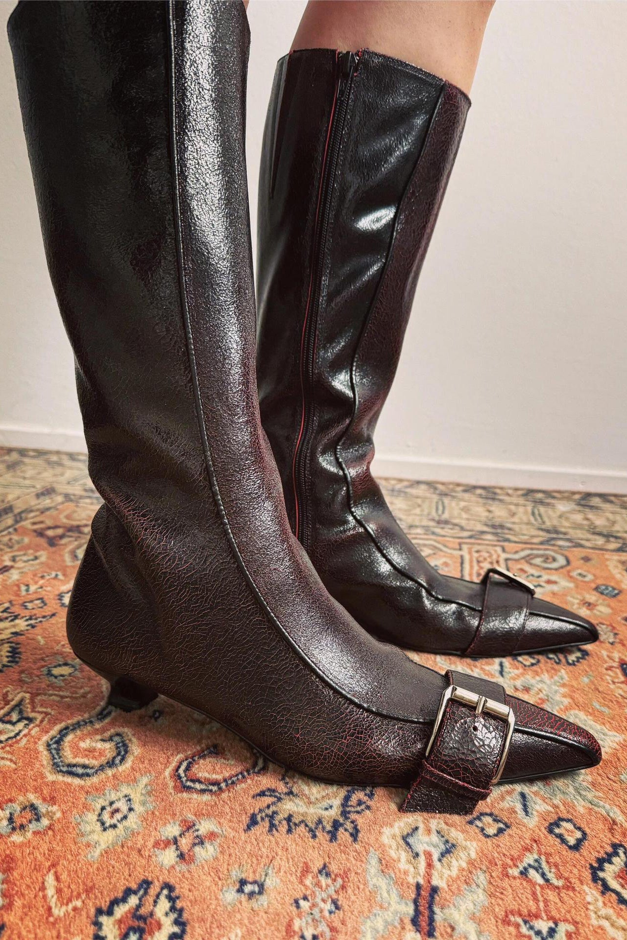 Genuine leather vintage belt buckle Chunky heel pointed toe side zipper boots
