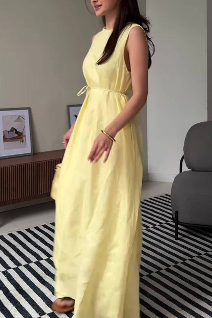 Comfortable simple sleeveless long dress