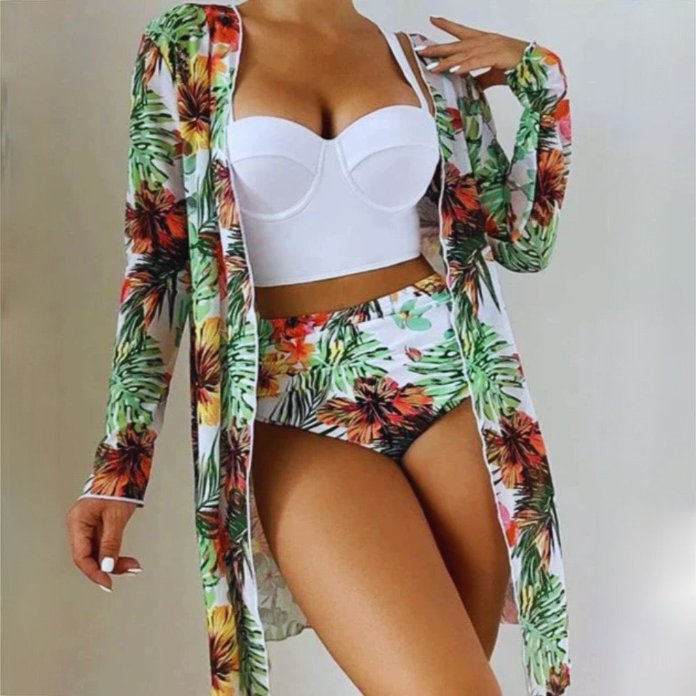 Elisa Tropik affair: Red beach suit with vibrant print