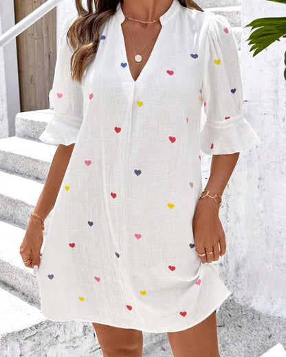 Kleid Buntes Herzprint V-Ausschnitt
