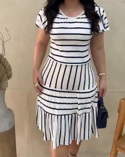 Kleid gestreift Flatterärmel A-Linie