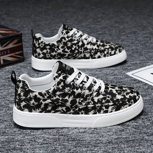 Black and white sneakers - Finn