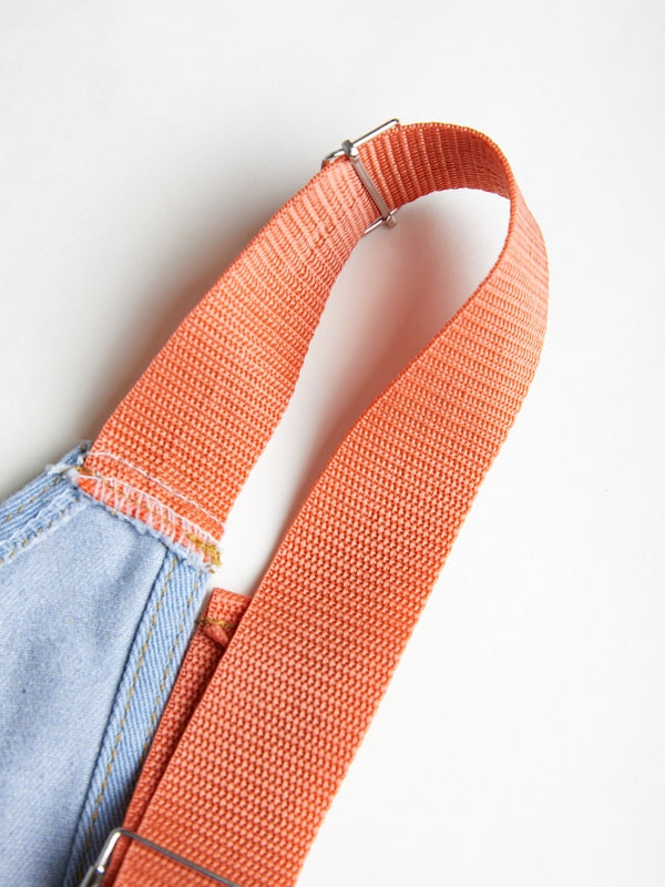 Blauer Vintage Overall mit Großen Taschen und Splash Ink Print