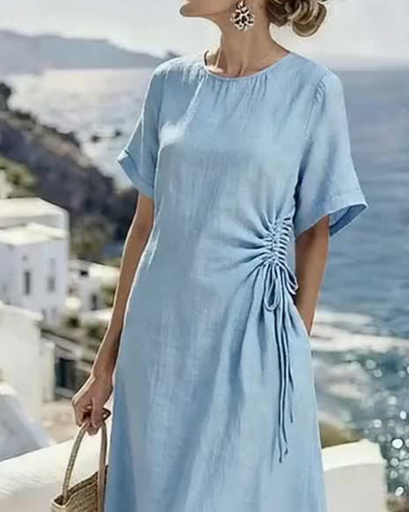 Kleid Kurzärmlig Rundhals Schmuckdesign