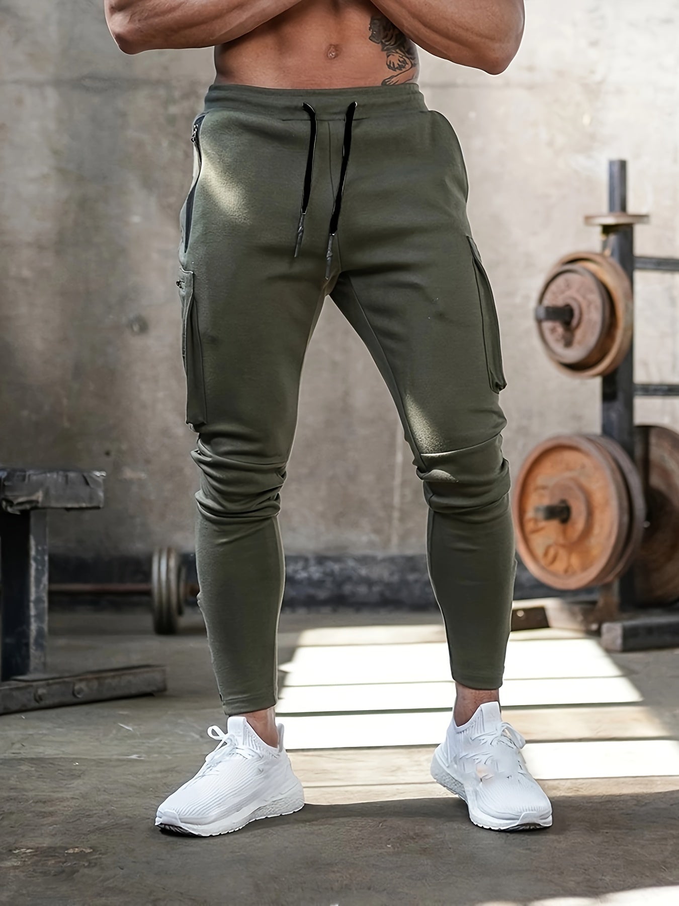 Olive Cargo Sweatpants – Noah