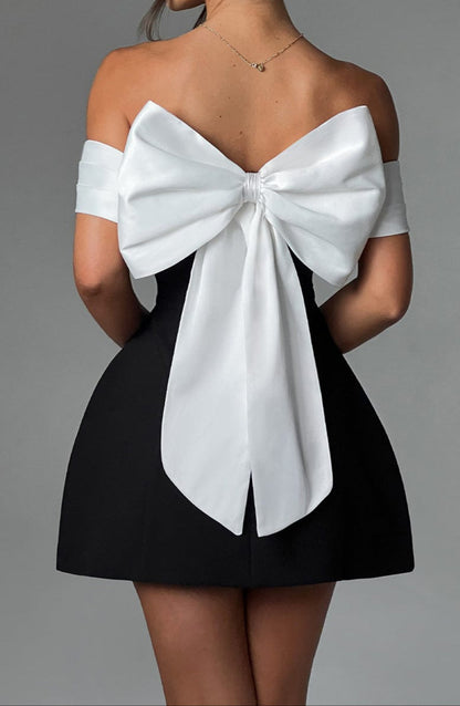 Vinceta Mini Dress – Black/White