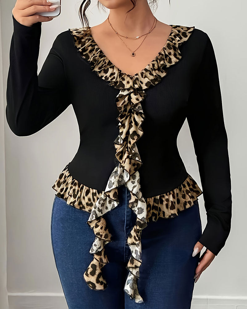 Top V-Ausschnitt Rüsche Leopard Druck