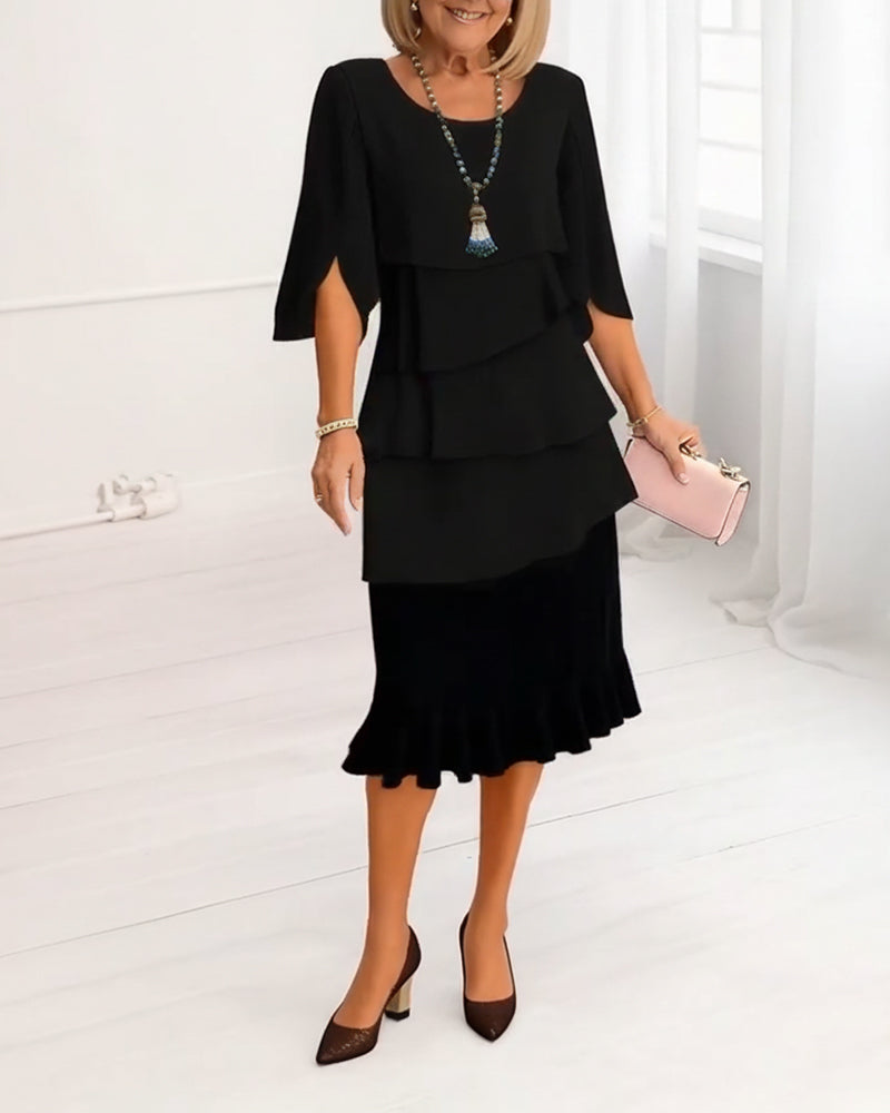 Kleid stylisch runder Ausschnitt etagen