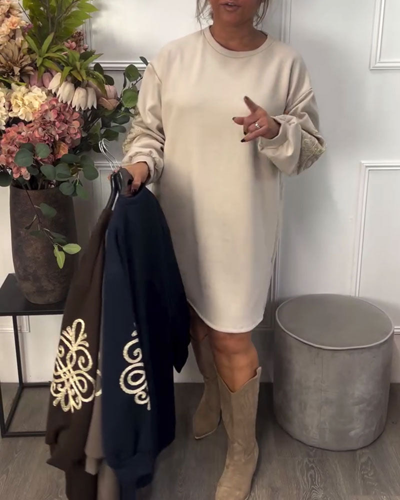 Kleid mit Rundhalsausschnitt und lockerer Passform