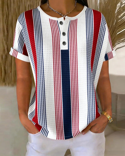 T-Shirt Rot Weiß Blau Vertikaler Streifen