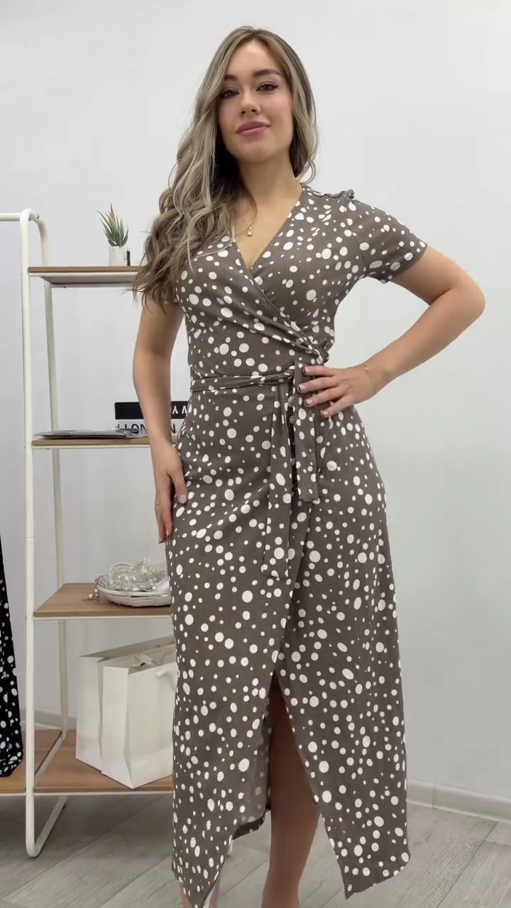 Kleid Gepunktet Träger Schlitz
