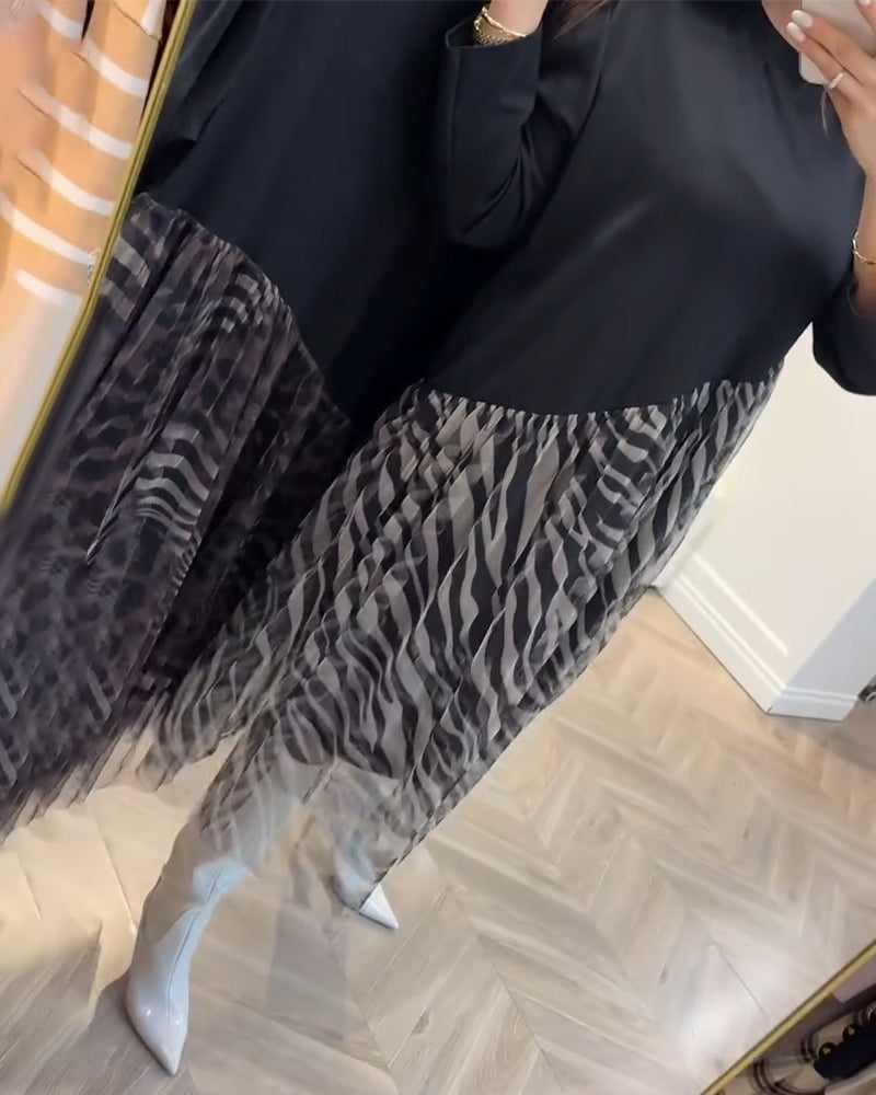 kleid mit rundhalsausschnitt und patchwork-mesh-print