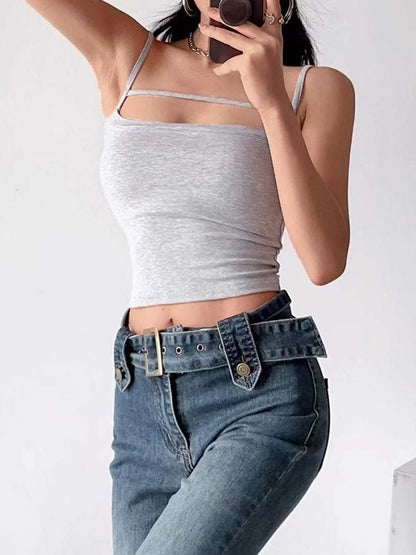 Unifarbenes Y2k Cami Top mit Auslassungen im Crop Style