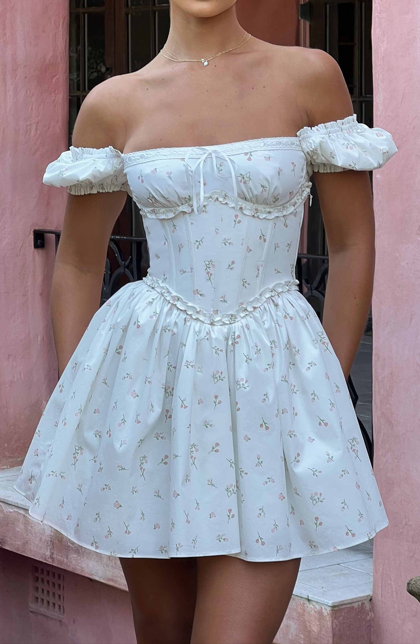 Clarice Minikleid – Rosa Blumendruck