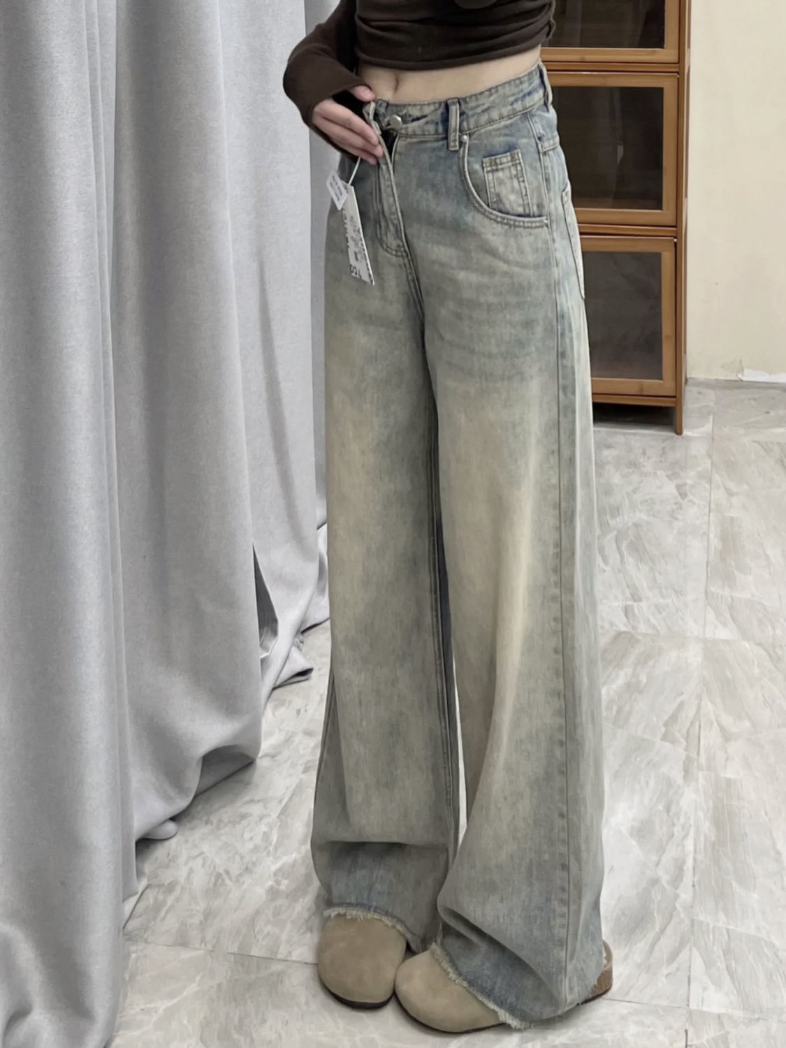 Leichte Vintage Verblassungs Effekt Unbearbeitetem Saum Boyfriend Jeans