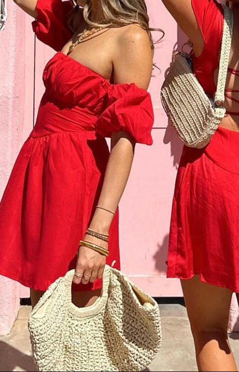 Graziella Rotes Minikleid mit Schulterfreiem Design