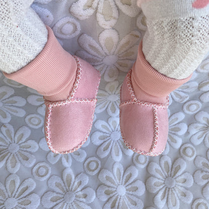 Warme Pelz-Babysocken rosa