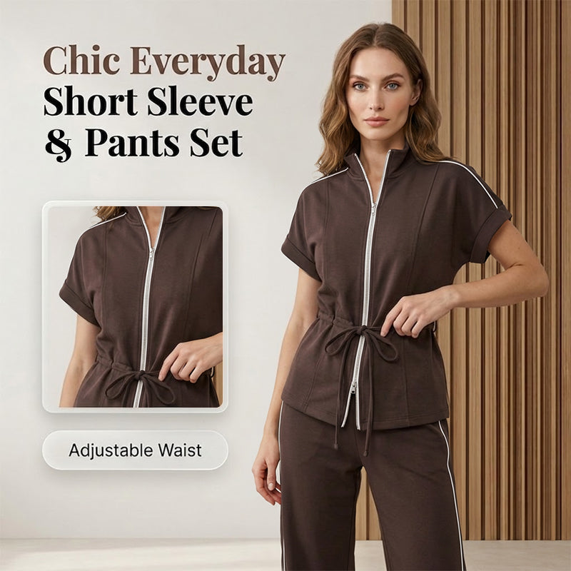 Set aus einem lässigen Damen-Oberteil mit kurzen Ärmeln und einer Hose mit weitem Bein