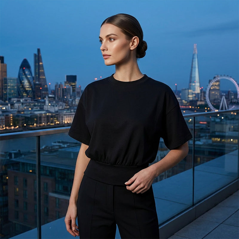 👚 50% RABATT! 🌸 Damen Rundhals-Top mit Geraffter Taille – Figurbetont, Mjukt Tyg & Perfekt Für Eine Feminine, Lässige Silhouette ✨