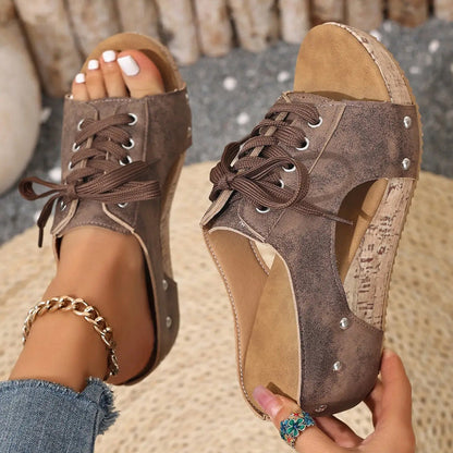 Peep-Toe-Sandalen mit Keilabsatz für Damen
