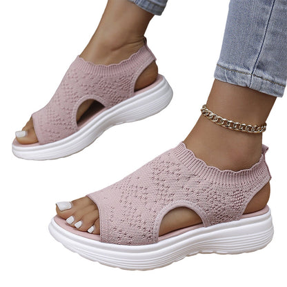 Atmungsaktive Plateau-Sandalen aus Strick für Damen