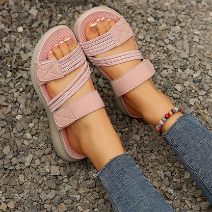 Flache Freizeitsandalen für Damen mit mehreren Riemen