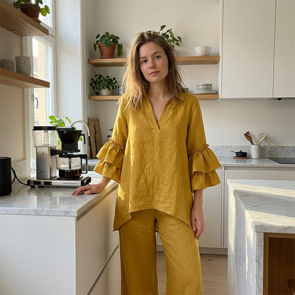 Minimalistisches Langarm-Oberteil für Damen & Hose mit weitem Bein