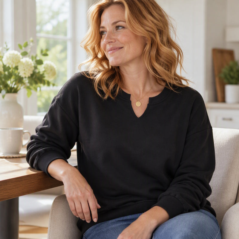 Lässiges Sweatshirt für Damen mit V-Ausschnitt und Schlitz